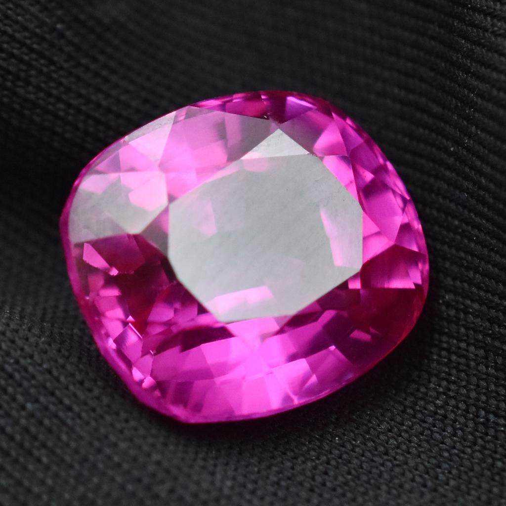 CERTIFIED Pink Sapphire 14.35 Carat Loose Gemstone Cushion Cut Ring Size