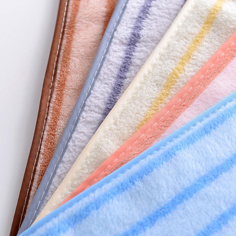 Verdicktes Korallenfleece Handtuchset: Wasserabsorbierendes, fusselfreies, weiches Fünfteiliges Geschenk für Zuhause