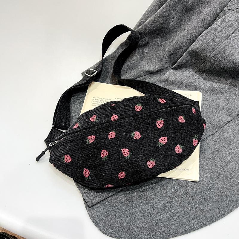 Literary Velvet Breast Bag Women's New Fashion Strawberry Printed Messenger Bag Casual Trendy Versatile Shoulder Bag