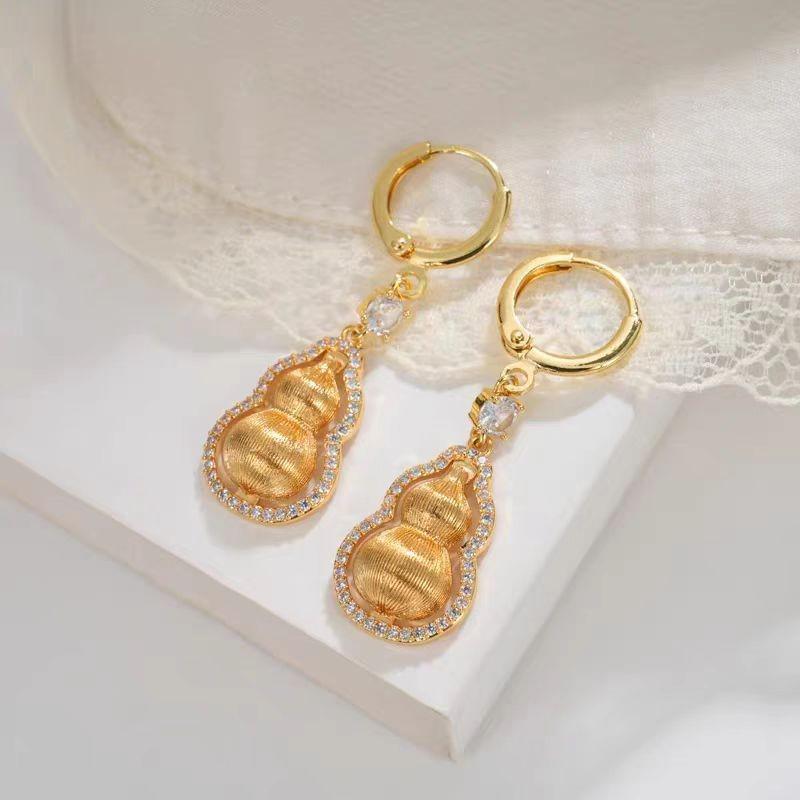2025 Chic Chinese Style High-End Rhinestone Gourd Stud Earrings for Women - Fashionable Ear Jewelry & Pendants
