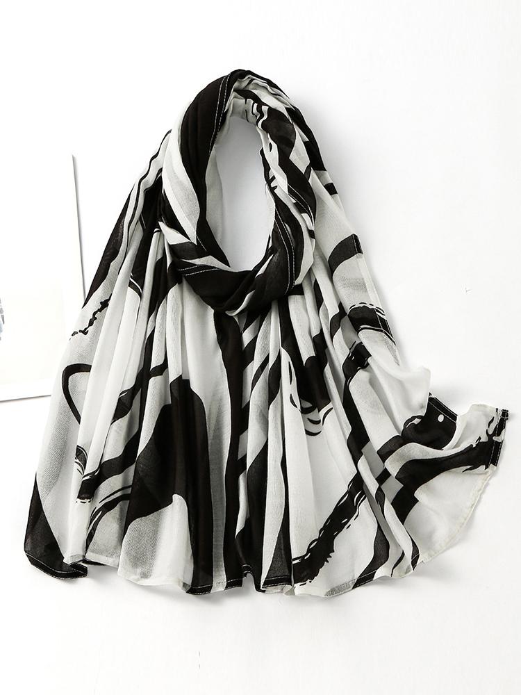 Elegant Women Retro Silk Scarf Leopard Zebra Print Wrap Shawl Lady Bandanas Hijab Beach Long Scarve Pareo Headscarf Fashion New