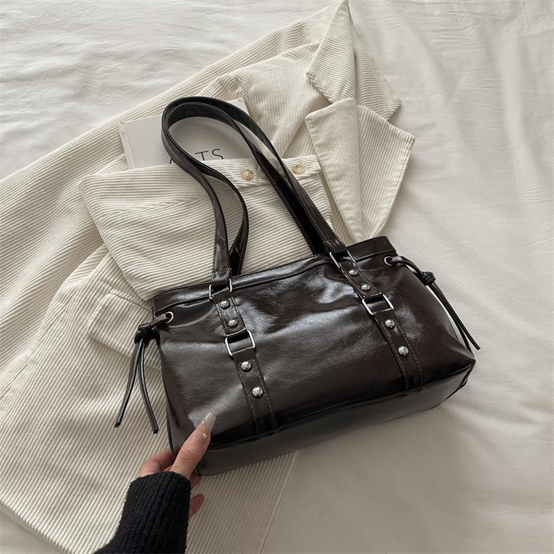Fashion Retro Simple Trendy Commute Single Shoulder Underarm Handheld Bag