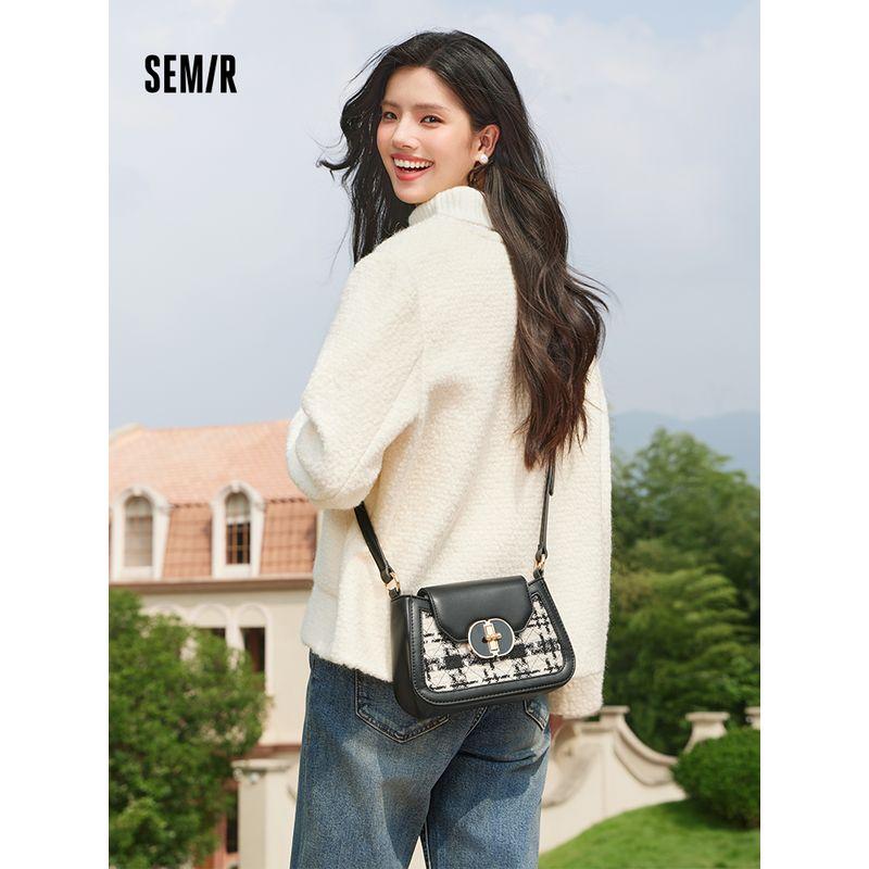 

Senma Bag Messenger Bag Women 2024 New Niche Underarm Bag Temperament Shoulder Bag Western Style Handbag Graceful Black and white tone 00391