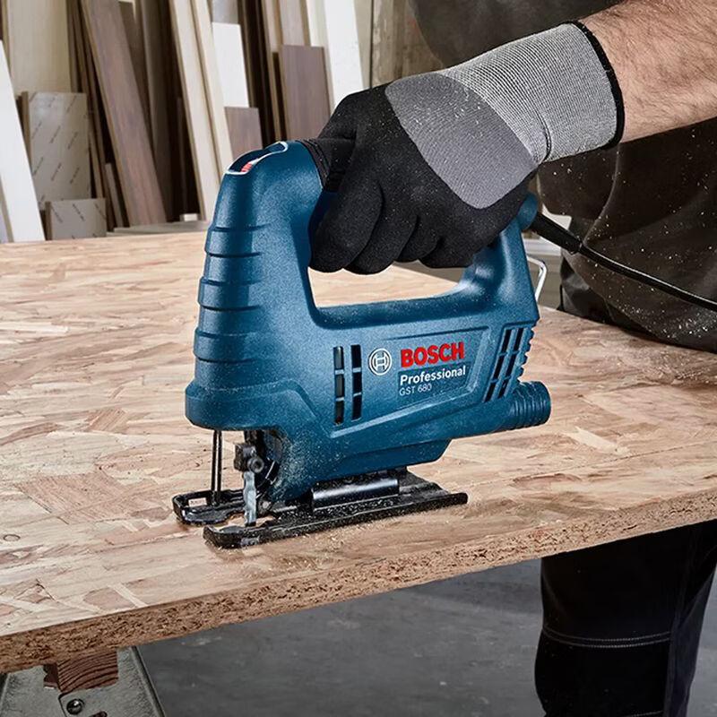 Bosch GST680/750 Electric Jigsaw CN plug (adapter included)