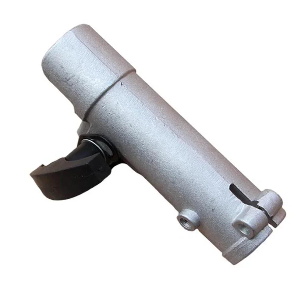 Simplified Tool Connectivity Extension Pole Connector Designed To Fit Garden Equipment With A Shaft Size Of Either 26 Or 28 Mm