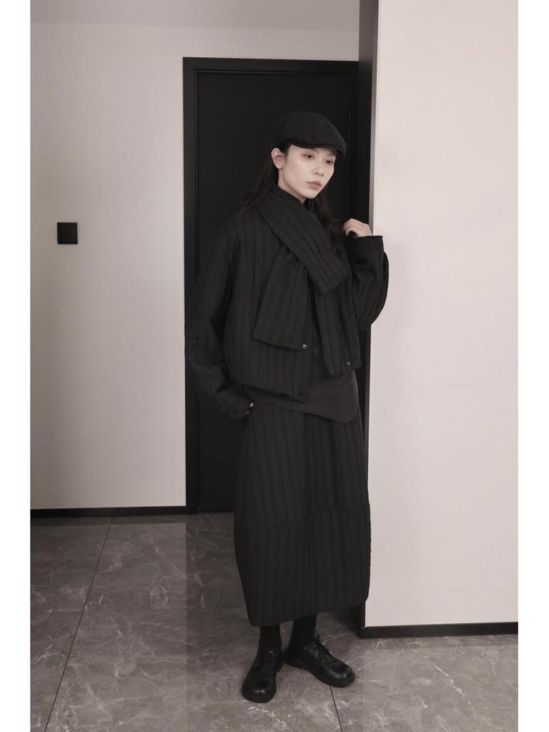 Women's Dark Style French Ribbed Cotton Padded Midi Skirt, Ideal for Autumn/Winter, Quilted A-line Design