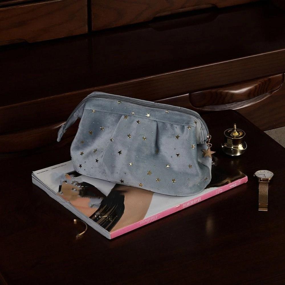 Large Capacity Shell Shape Makeup Case Wash Pouch Travel Toiletry Bag Lady/Girls/Women