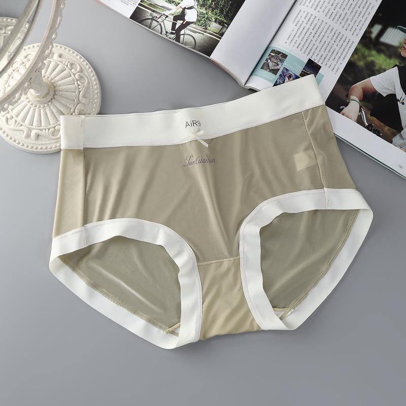 Women's Summer Seamless Ice Silk Mid-Waist Briefs - Ultra-thin, Breathable, with Silk Protein Crotch
