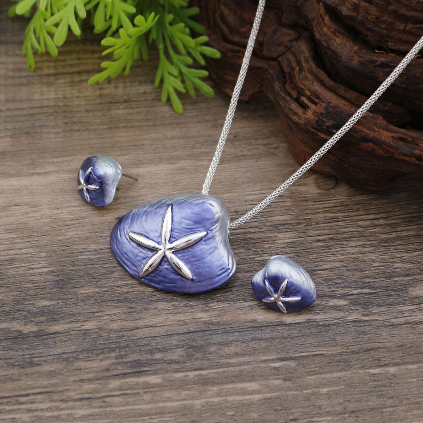 

Новый эмалевый цветной набор серег-пусетов и подвески-кулона, женское маленькое прозрачное весенне-летнее ожерелье с ракушкой морской звезды