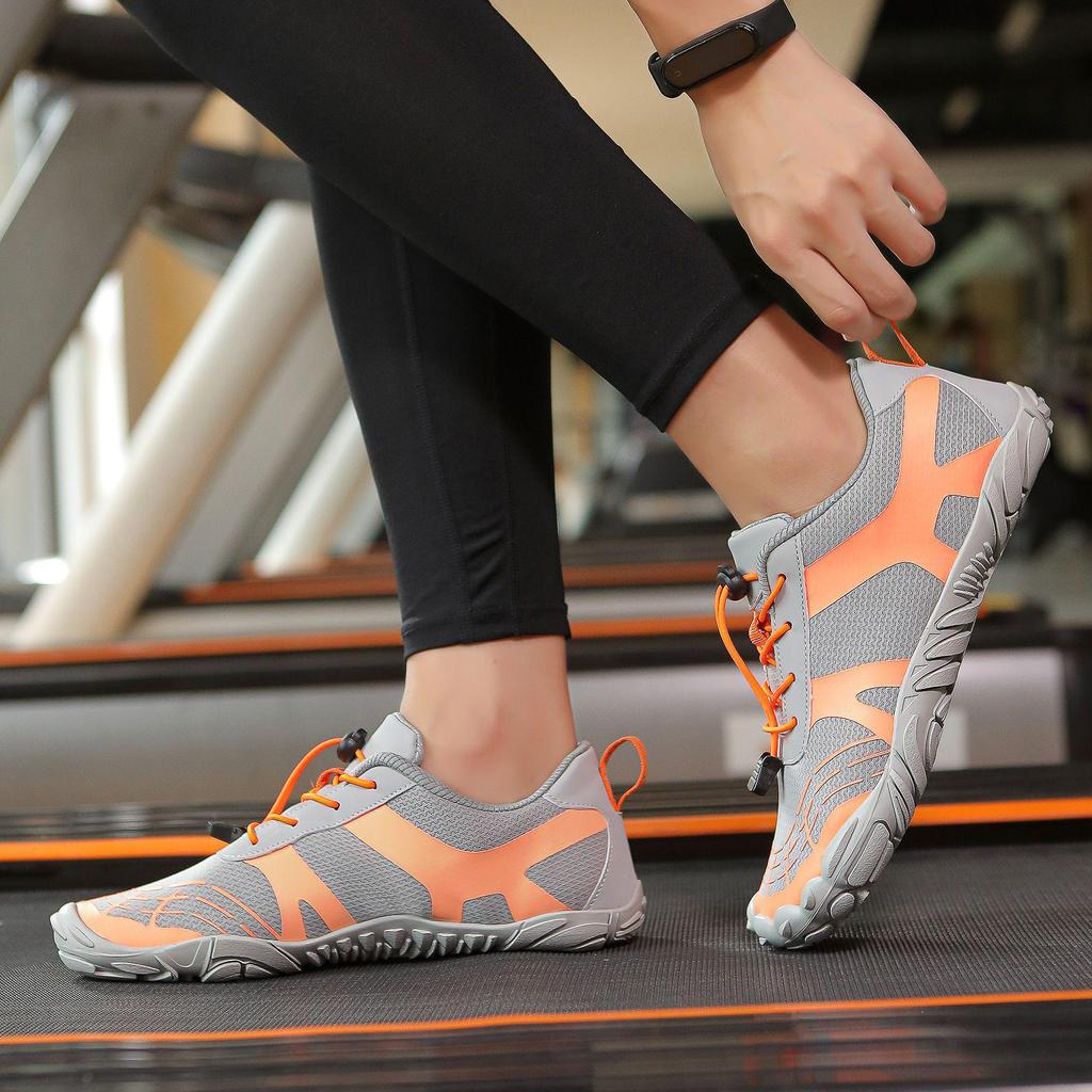 Men's Breathable Five-Finger Hiking Shoes: Thickened Off-Road Climbing and Wading Stream Shoes for Cross-Border Outdoor Adventures.