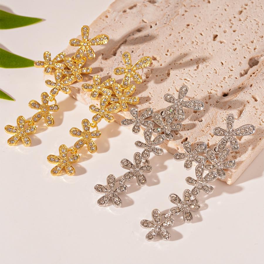 

Flower Tassel Fashion Personality Earrings золотой