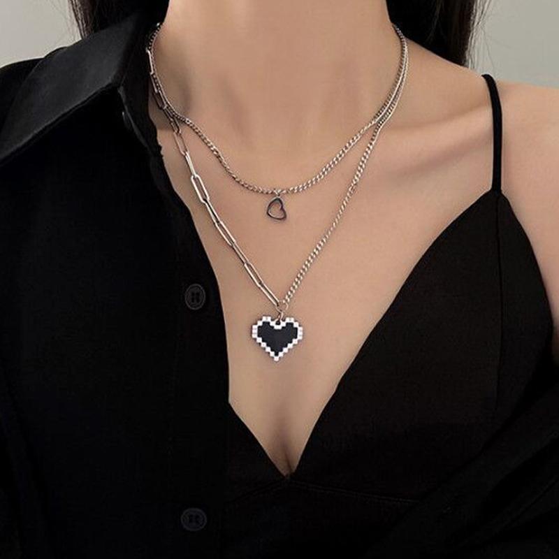 Vintage Round Charm Layered Necklace Women'S Jewelry Layered Accessories For Girls Clothing Aesthetic Gifts Fashion Pendant