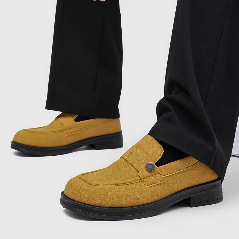 Stylish Yellow Suede Men's Loafers British Style Platform Leather Shoes For Man Comfy Casual Business Shoes Man chaussures homme
