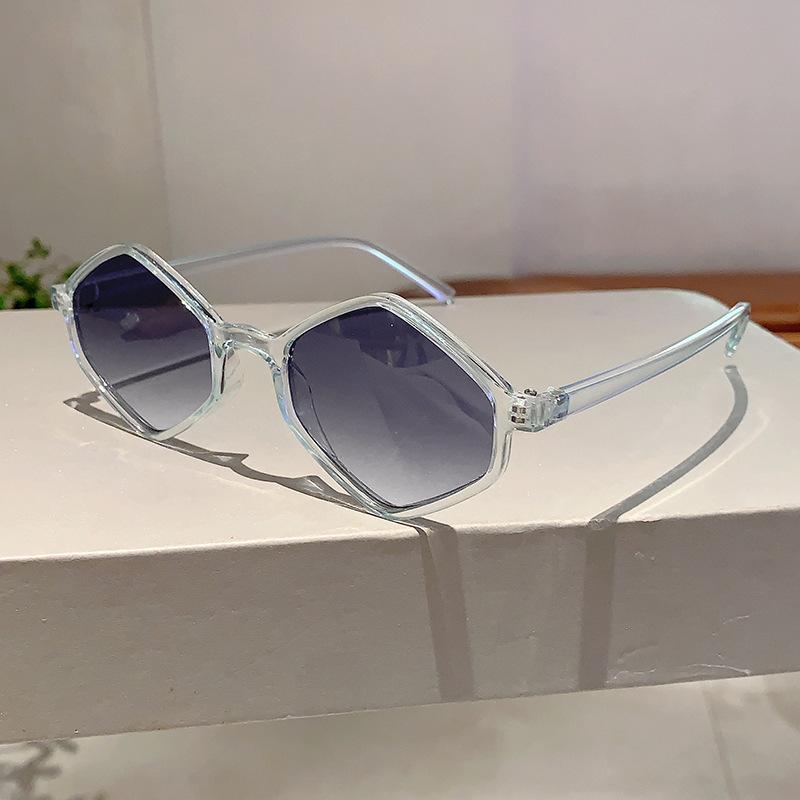 Vintage Luxury Designer Rhombic Sunglasses Women Men Punk Trendy Pink Cool Shades UV400 Protection