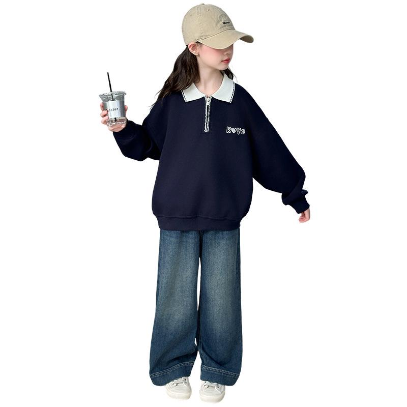 

Осенний спортивный комплект-двойка для девочек: поло и джинсы 160 cm