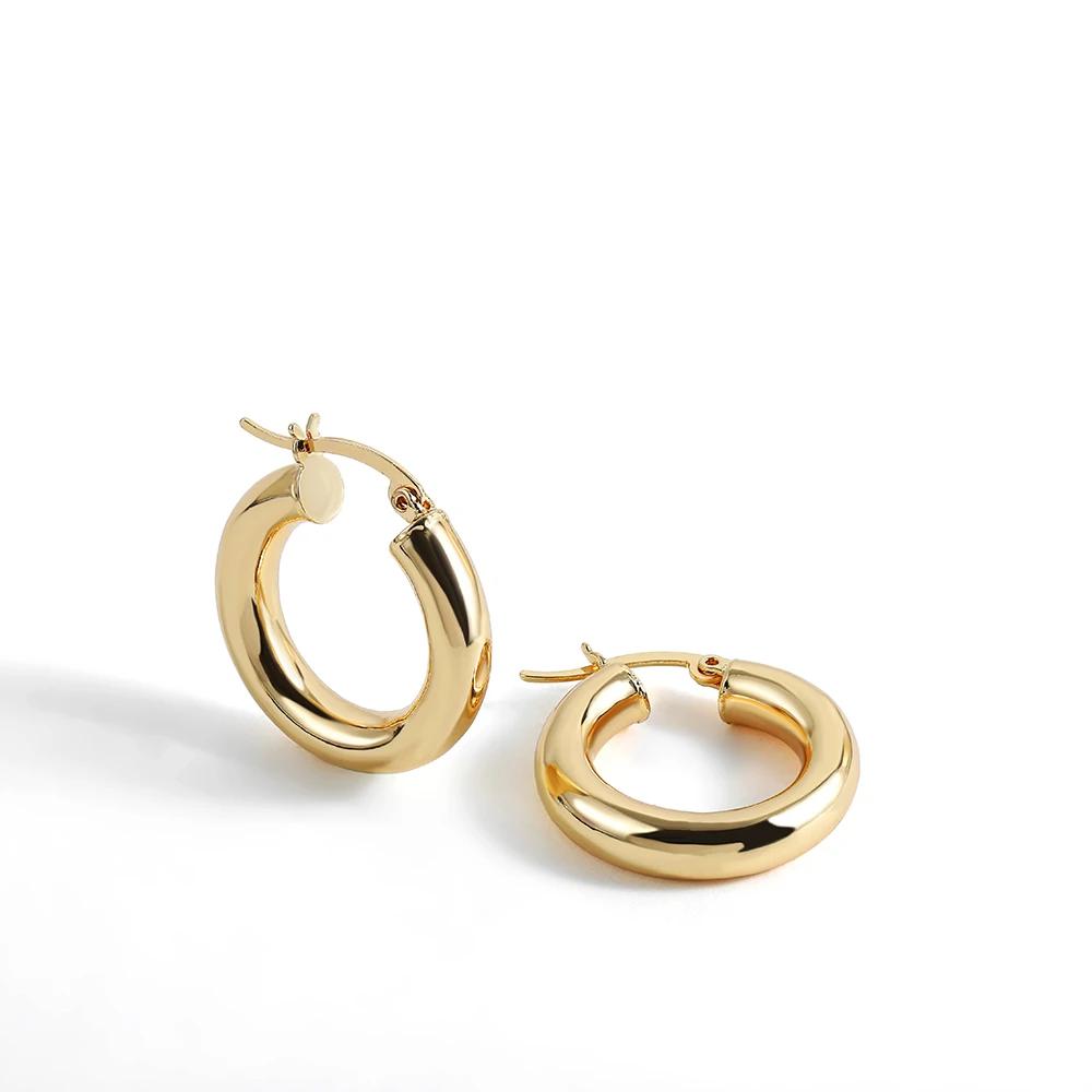

Smooth Round Chunky Hoop Earrings for Women Girls Gold Plated Wide Thick Geometric Metal Statement Earrings Vintage Zircon Gift