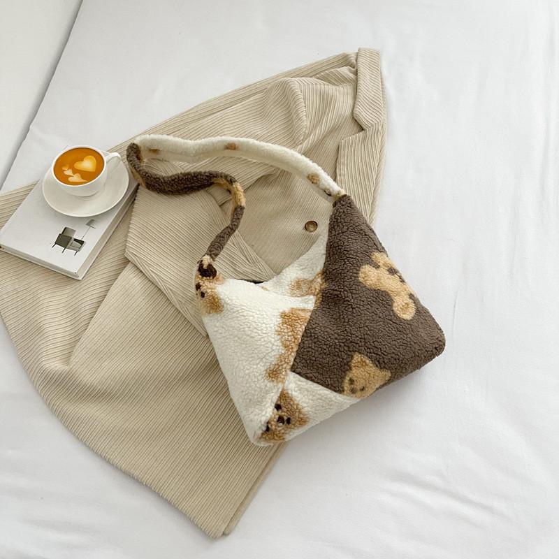 Fashionable And Stylish Plush Shoulder Bag For Women In 2023 Trendy Casual Commuter Large Capacity Crossbody Bag