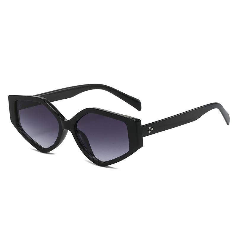 2023 Minimalist Geometric Triangle Sunglasses - European & American Fashion Street Style