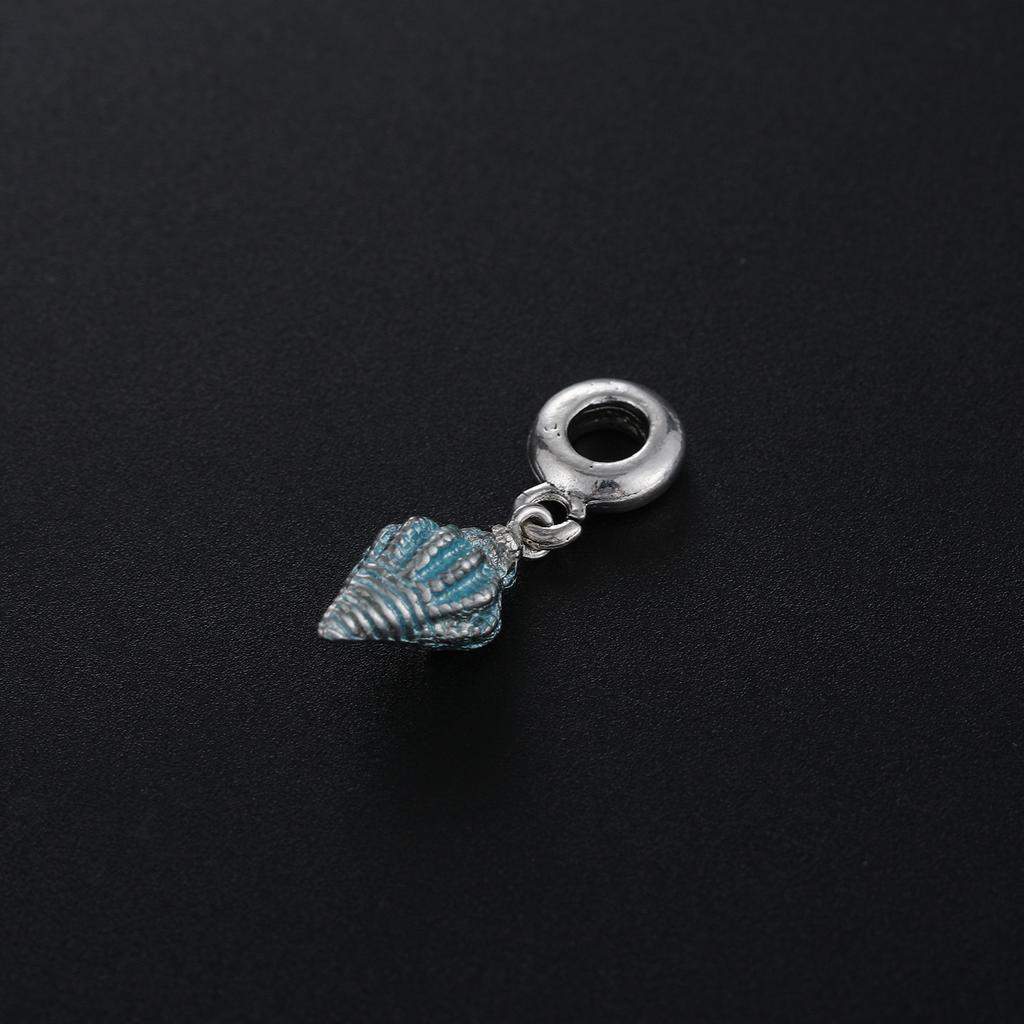 Nové originální slitinové korálky Hudební buben Kytara Visací přívěsek Červený taneční smalt Pasuje na náramek Bangle Diy Dámské šperky Dropshipping