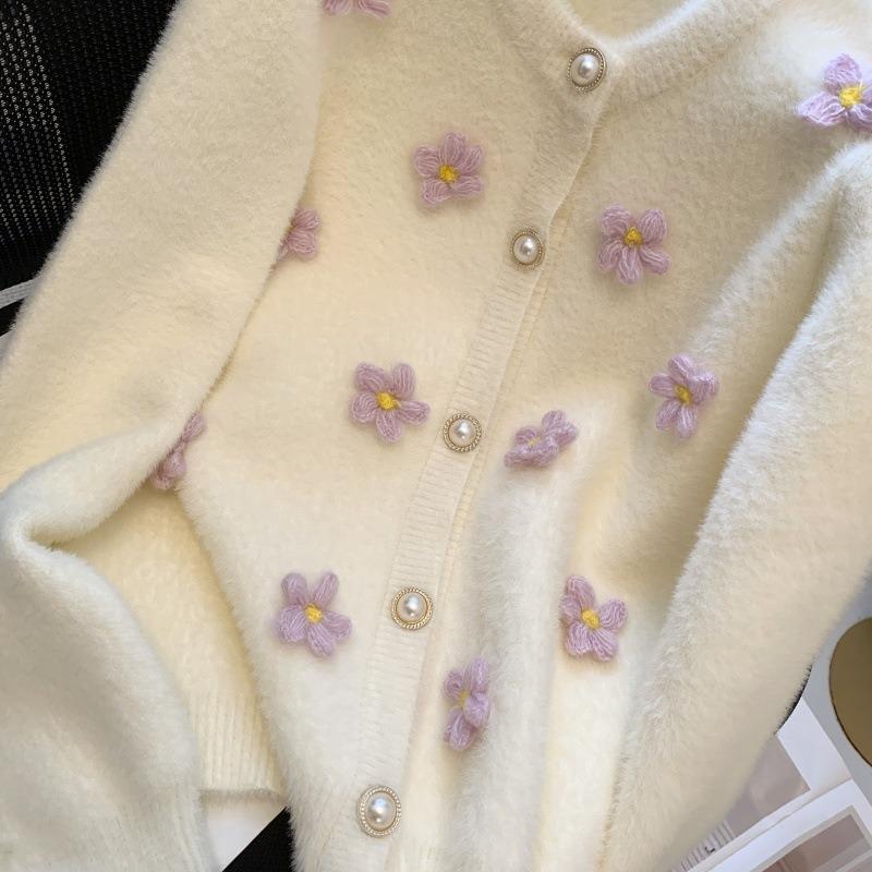 Early spring new station soft waxy plush design sense heavy industry flower knitted cardigan sweater jacket women