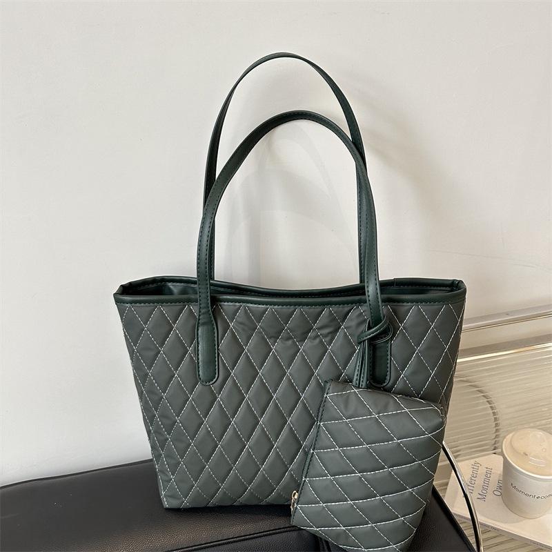 Large Capacity Rhombus Casual Women's Bag 2025 New Simple Casual Shoulder Tote Handbag Bag Women
