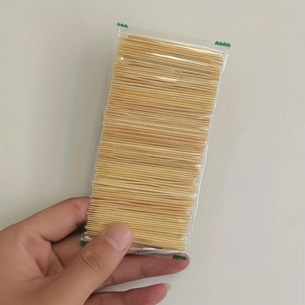 

200 шт. зубочисток из натурального бамбука, двухсторонние, гладкие, многоцелевые одноразовые зубочистки для чистки зубов 200pcs жёлтый