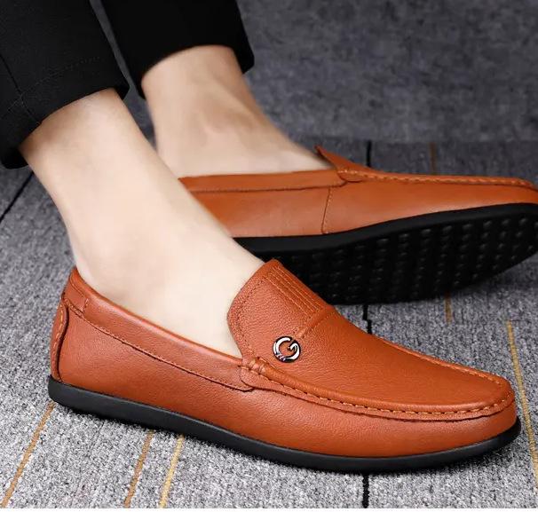 

Мужские повседневные кожаные туфли Кожаные туфли Lazy Pedal Мужские туфли Doudou Повседневные легкие кожаные туфли для вождения 44 жёлтый