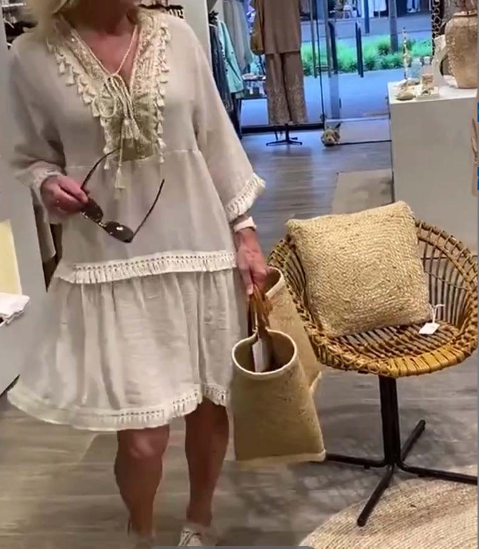 

Женское платье с V-образным вырезом из французского кружева, стиль осень 2024 XXXL белый/кремовый