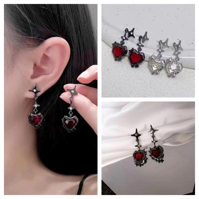 Pendientes Aguja de Plata Dulce Rojo Hao Corazón de Piedra y Estrella con Incrustación de Diamantes