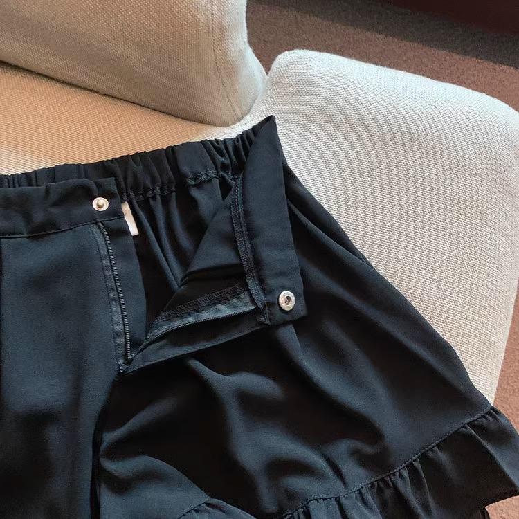 2024 Jesień Damskie Słodkie Falbanki Wysoki Stan Styl Kolegialny Luźne Szorty