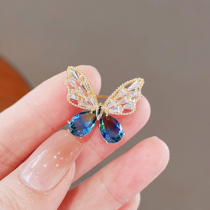 High-end Blue Butterfly Brooch High-end Women's Niche Suit Corsage Elegant Clothing Accessory Pin Anti-glare Clasp