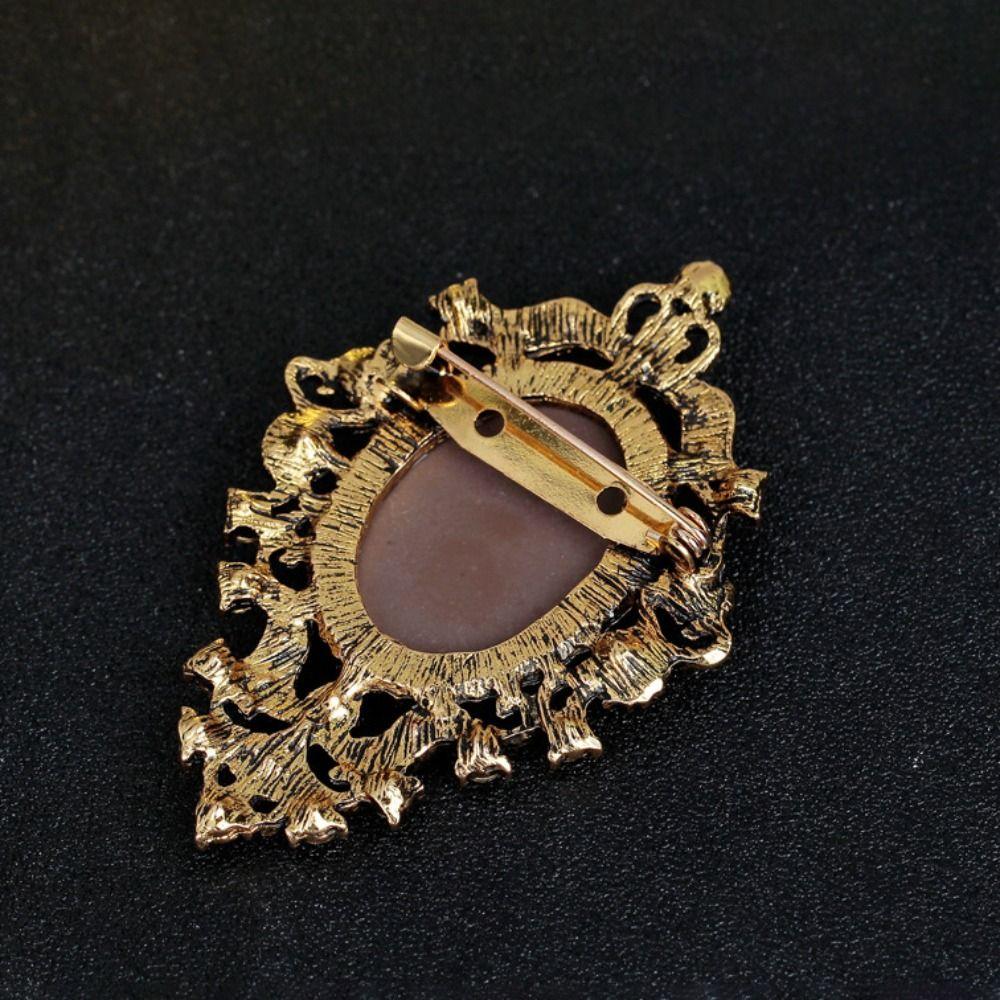 Head Design Crystal Rhinestones Brooches Vintage Style Gothic Brooches Women's Accessories