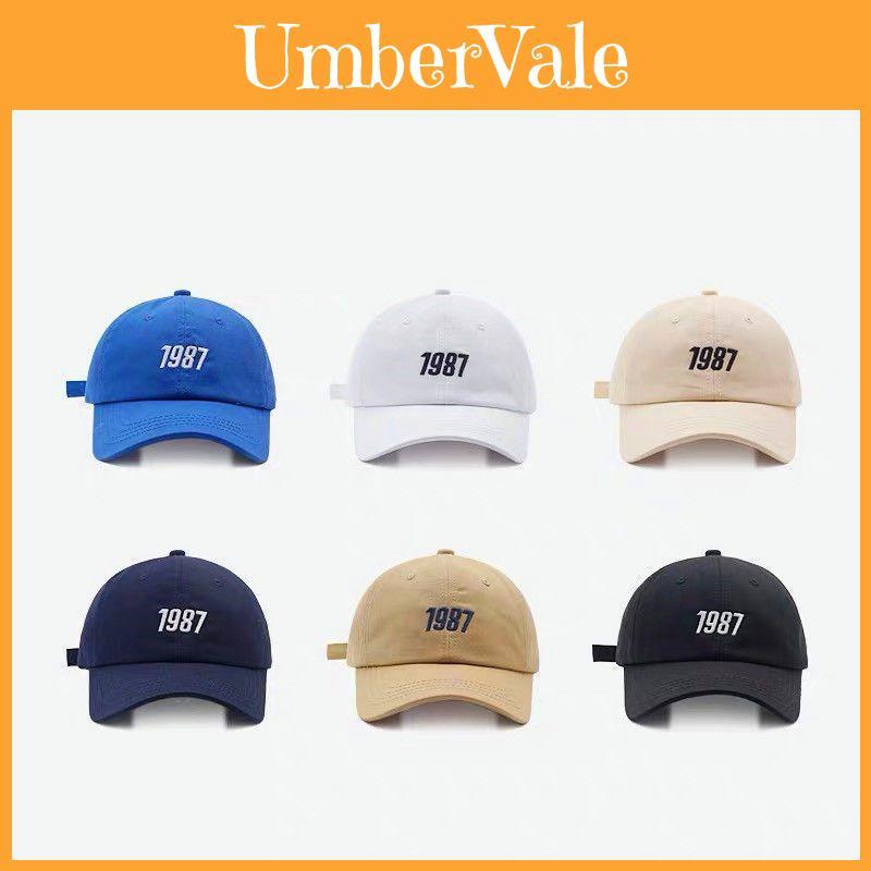 Stylish Ins Baseball Cap For Women With Breathable Soft Top And Adjustable Fit In Black And White