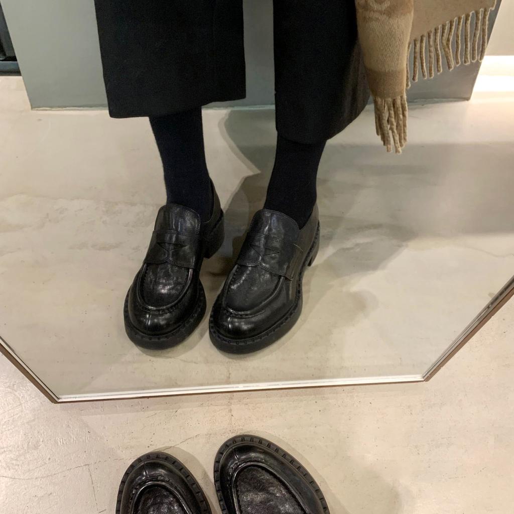 Leather platform loafers women's 2025 autumn new black round head thick heel single shoes retro British style small leather shoes