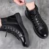 Herrenmode Stiefel 2025 Herbst und Winter Trendige Lässige Baumwollschuhe Plus Samt zum Warmhalten Britische High-Top Arbeitsstiefel 38-44