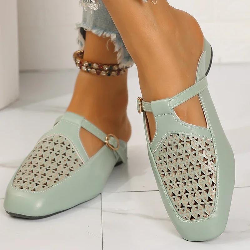 Fashion Hollow Out Closed Toe Flat Sandals Women Buckle Decor Soft Sole Non Slip Mules Slippers Summer Light Comfort Platform Beach Shoe