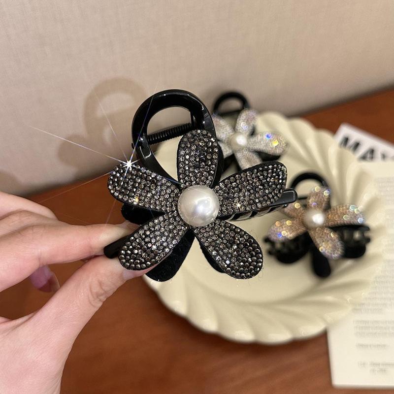 Neue Strasssteine Blattförmige Haarklammer Kleine Größe Kristall Weizen Haifischkieferklemme für starken Halt Dutt Frauen Mädchen Tägliche Anwendung Kopfschmuck