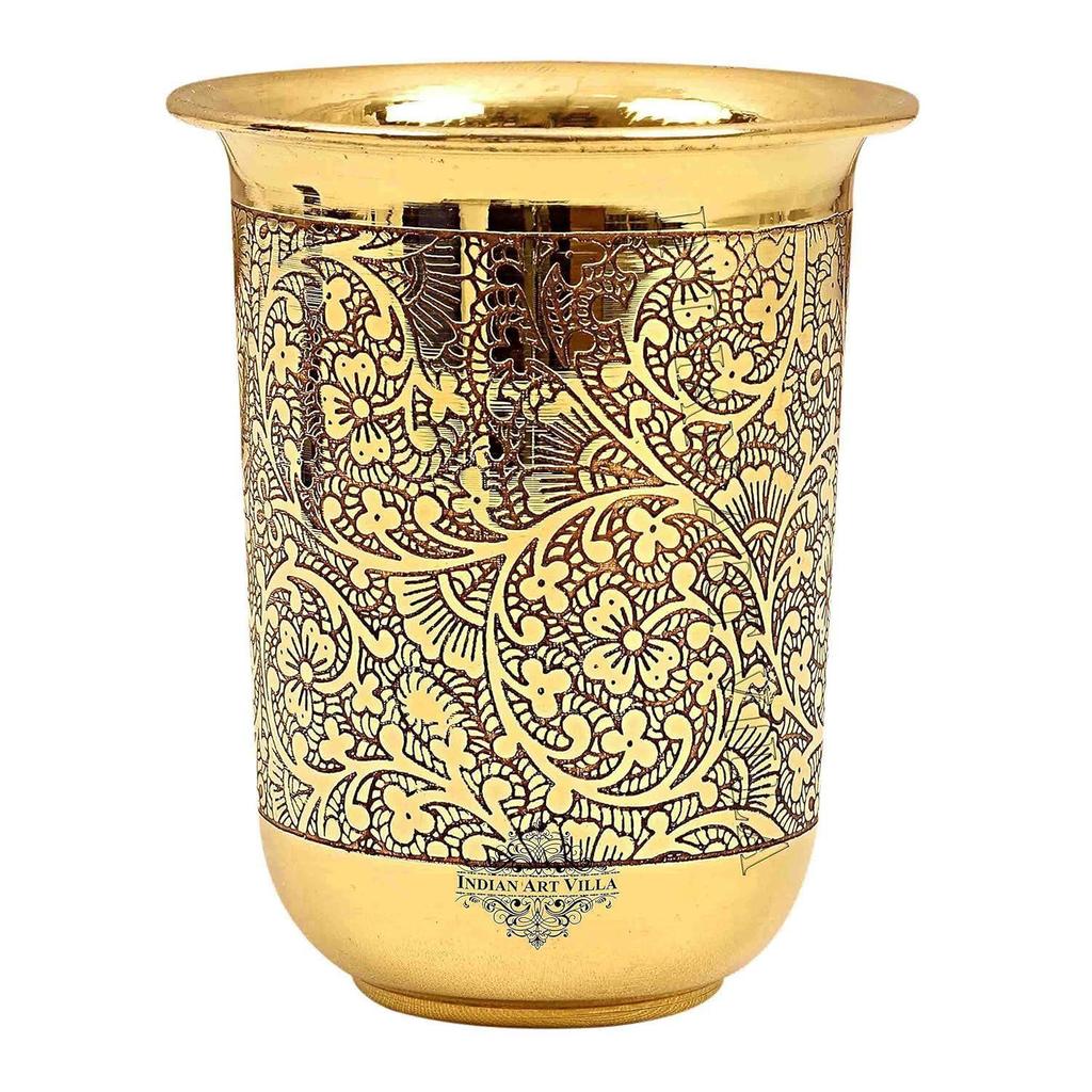 Reiner Messingbecher mit floralem Rankendesign, zum Trinken Servieren von Wasser, Yoga & Ayurveda,