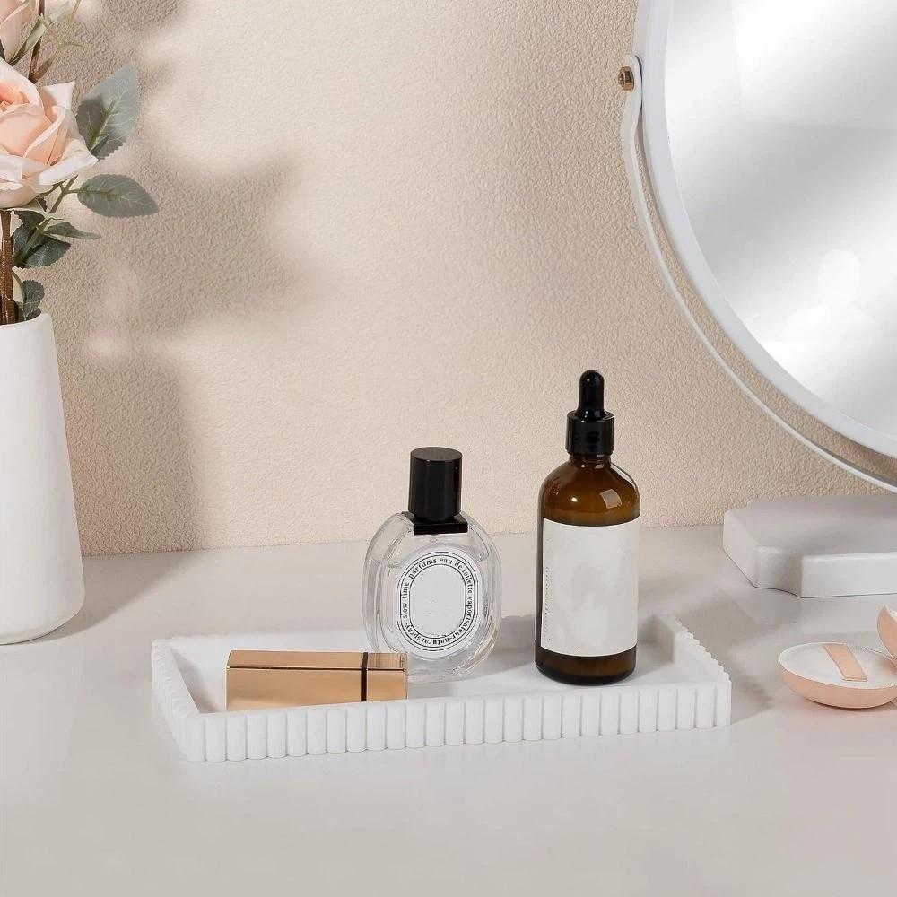 Elegant Silicone Candle Holder Tray Washable Wavy Decorative Tray Square Multi-purpose Trinket Holder Jewelry Display