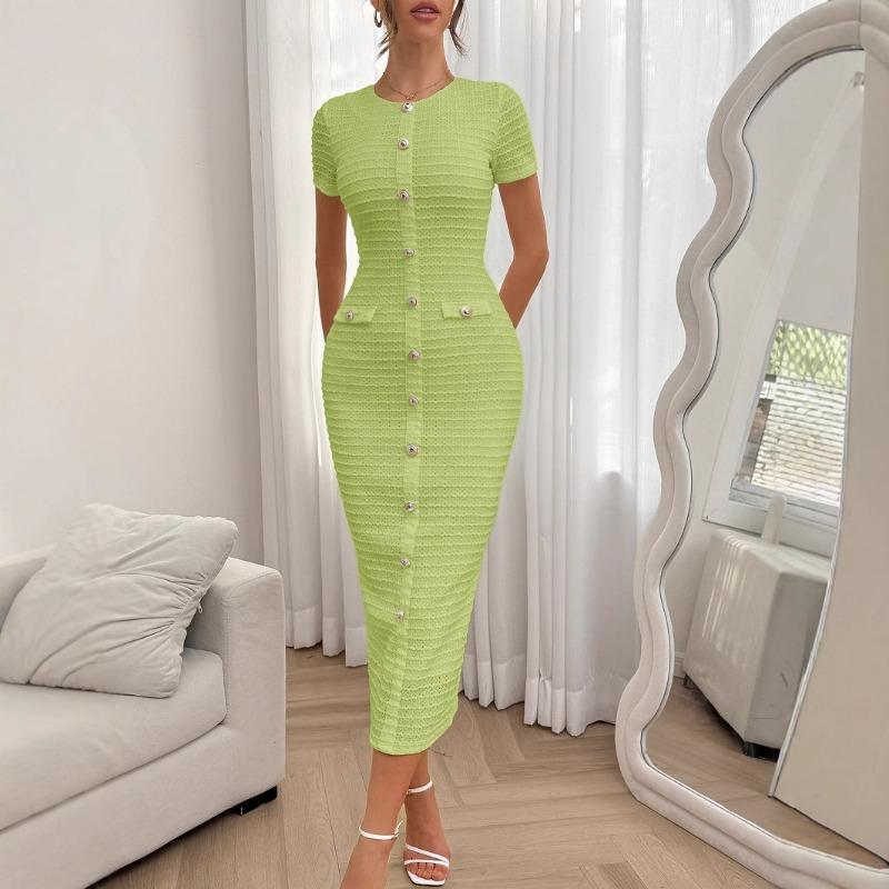 

Элегантное и приталенное женское платье на весну и лето M имбирный