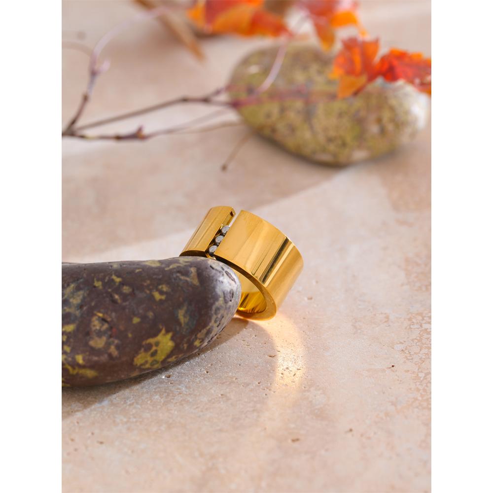 Eetit Distinctive Stainless Steel Wide Polished Charm Ring 2025 Steel Movable 18K Golden PVD Plated Finger Jewelry