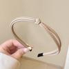 Süßes und cooles PU-Leder Stirnband mit schmalem Rand für Frauen Elegantes einfaches Gesichtswasch-Stirnband Modisches Mädchen Haarband Haar-Access
