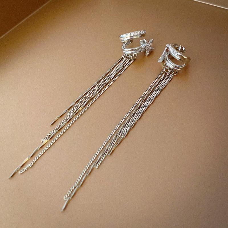 Unregelmäßige metallische C-förmige Clip-Ohrringe für Damen Lange Kette Quaste Ohrknochen-Clips Cooler Statement Punk Nicht durchbohrte Ohr-Manschette D