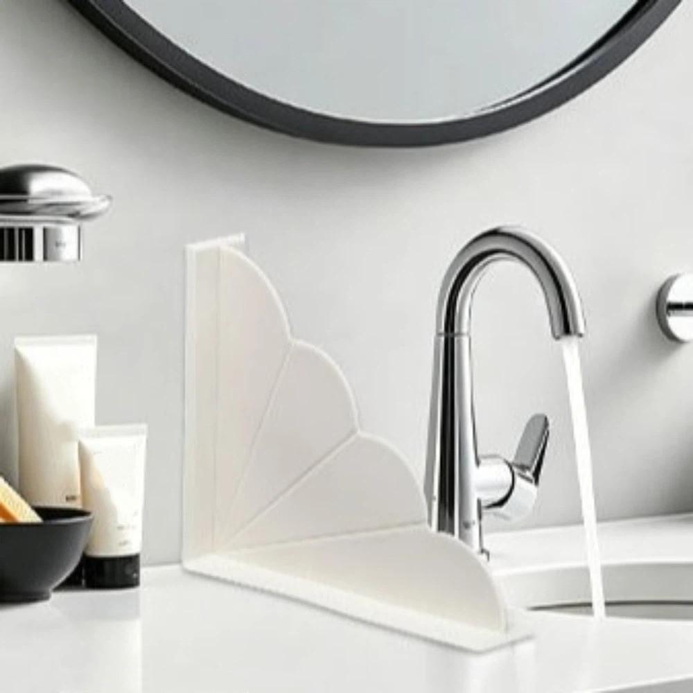 Silicone Bathtub Splash Guard Edge Protector Suction Cups Corner Water Barrier No-Drill Waterproof Water Stop Panel