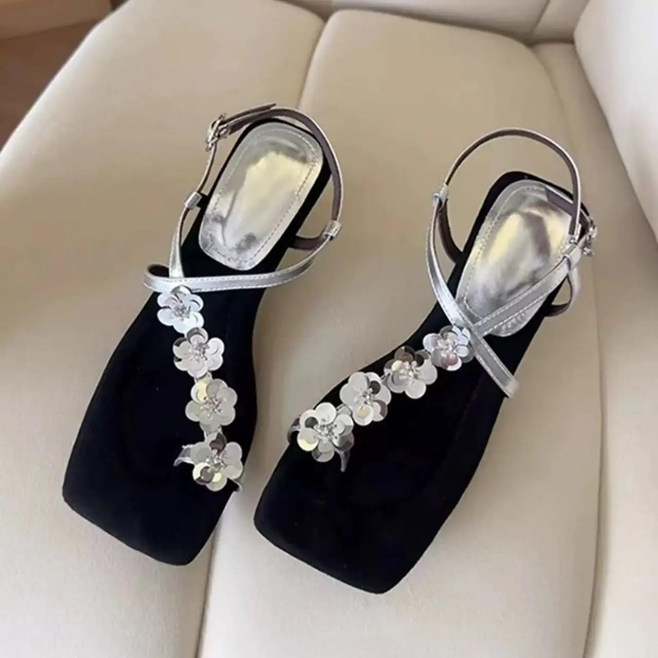 

Advanced Sense Buckle Strap Peep Toe Square Toe Women s Sandals Shoes for Women 2025 Fashion Summer New Dress Sandals Women 40