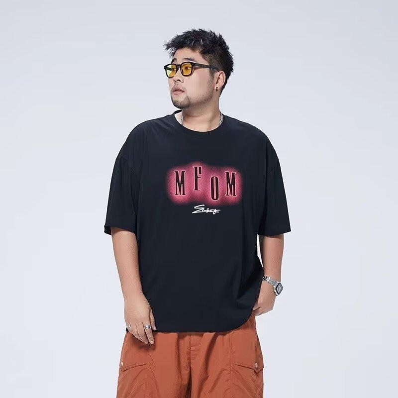 Футболка с круглым вырезом и плотным принтом — фото 4