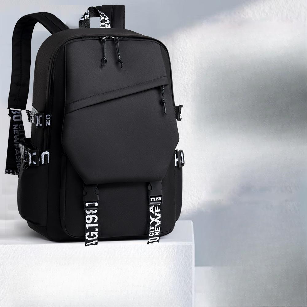 A Large-capacity Casual Backpack for Primary School Students, A Fashionable Backpack for Students