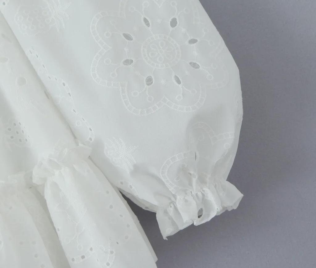 2024 Herbst Damen Französischer Hof Laternenärmel Ein-Schulter Ausgehöhlt Bestickt A-Linien-Kleid