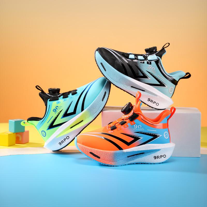 Autumn 2025 Boys' Non-Slip Running Basketball Shoes - Breathable Leather with Carbon Plate, Trendy Sports Design for Students