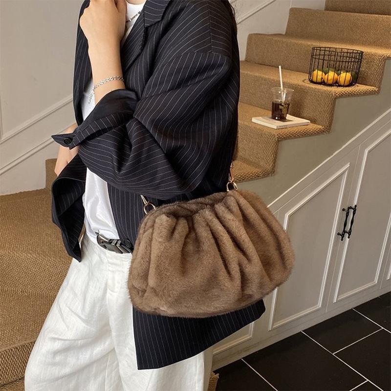 Fashion Pleated Cloud Bag Soft Faux Fur Handbag Popular Korean-style Underarm Crossbody Bag Comfortable Women's Shoulder Bags
